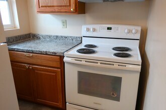 412 Yakima St, Unit B in Wenatchee, WA - Building Photo - Building Photo