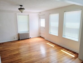 700 W 17th St, Unit # 1 in Pueblo, CO - Foto de edificio - Building Photo