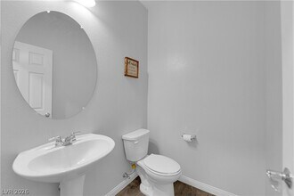 160 Lomita Heights Dr in Las Vegas, NV - Building Photo - Building Photo