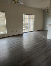 5102 80th St, Unit 228 in Lubbock, TX - Building Photo - Building Photo