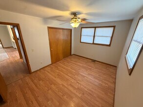 812 Free Silver Rd in Nashville, TN - Foto de edificio - Building Photo