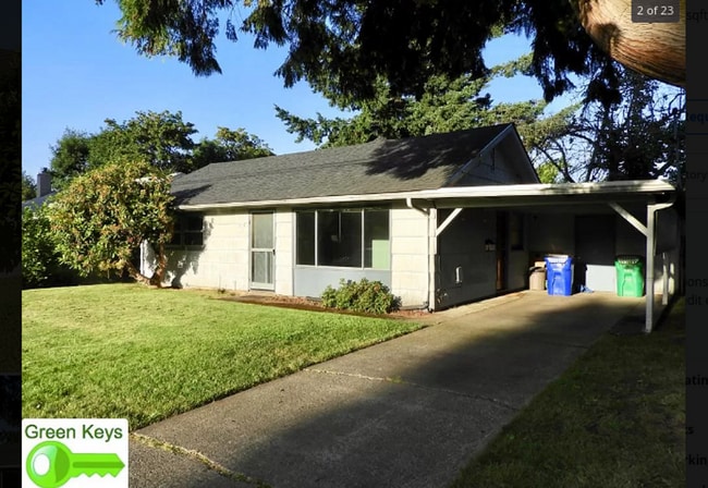 9570 N Polk Ave in Portland, OR - Building Photo - Building Photo