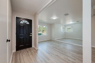 23130 Bayleaf Dr in Spring, TX - Building Photo - Building Photo