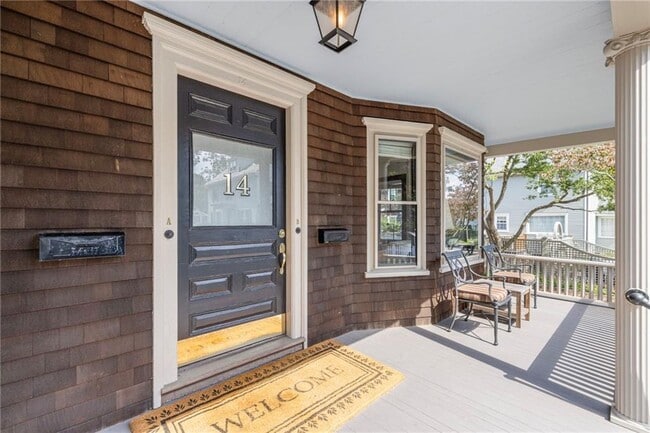 14 Greenough Pl in Newport, RI - Building Photo - Building Photo
