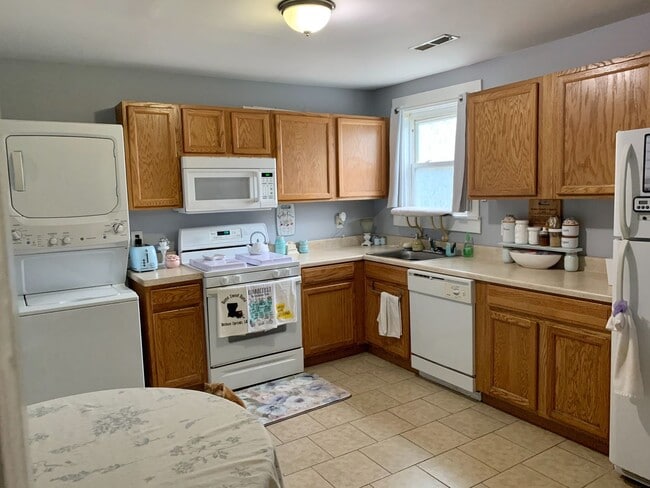 27 Harding Pl in New Haven, CT - Building Photo - Building Photo