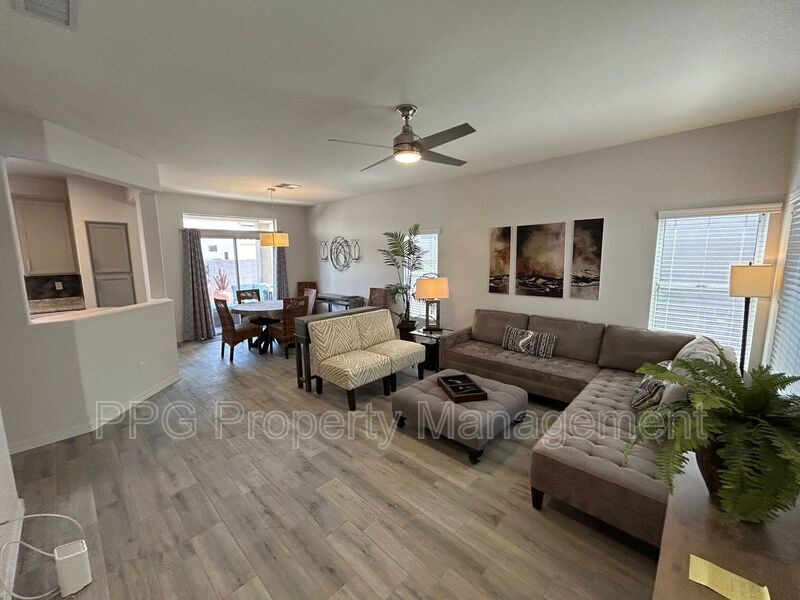 15308 W Domingo Ln in Sun City West, AZ - Building Photo