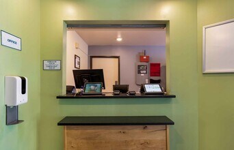 Furnished Studio-Pensacola - Northeast in Pensacola, FL - Building Photo - Building Photo