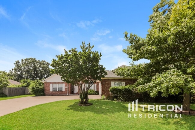 property at 13 Gregg Rd