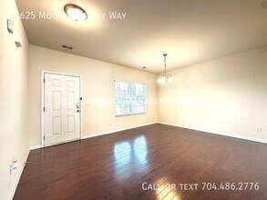 10625 Moonlight Bay Wy in Charlotte, NC - Building Photo - Building Photo