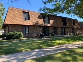 2520 S Kerry Lane in Appleton, WI - Building Photo