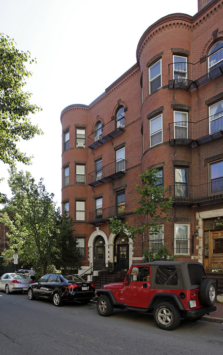 196 St. Botolph St in Boston, MA - Building Photo