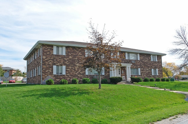 4315 Kennedy Dr in Racine, WI - Foto de edificio - Building Photo