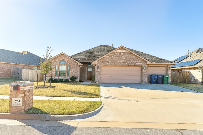 property at 705 Bobcat Trl