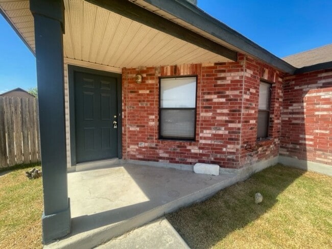 13822 Villa Camino in San Antonio, TX - Building Photo - Building Photo