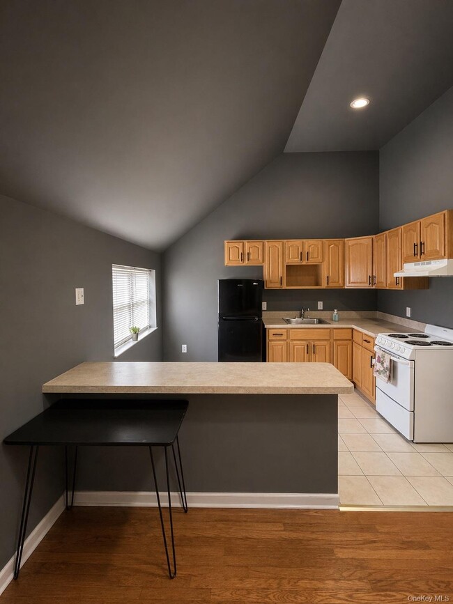 2757 Long Beach Rd in Oceanside, NY - Building Photo - Building Photo