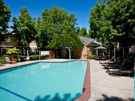 Crossroads in Concord, CA - Building Photo