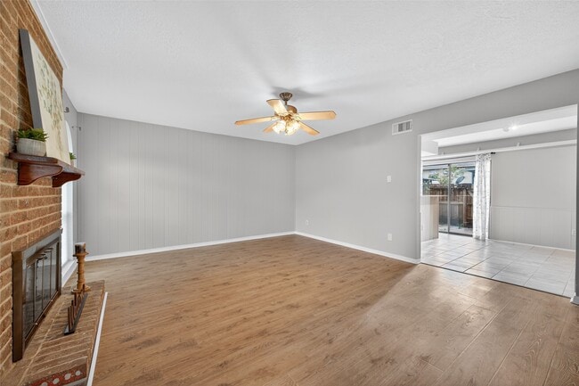 property at 1445 Bonanza Rd