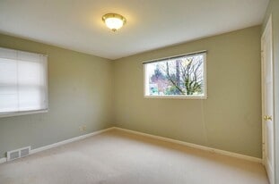 Remodeled Wedgewood Home! in Seattle, WA - Building Photo