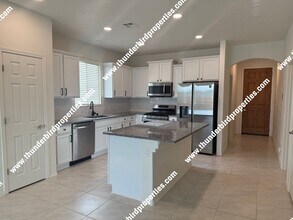 2716 Camino Plata Loop NE in Rio Rancho, NM - Building Photo - Building Photo