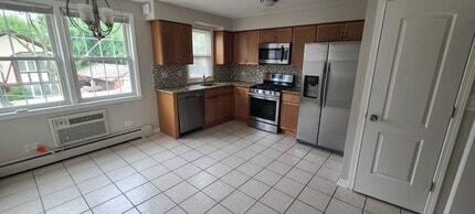 1500 W Touhy Ave in Park Ridge, IL - Building Photo - Building Photo