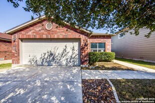 13423 Solar Crest in San Antonio, TX - Building Photo