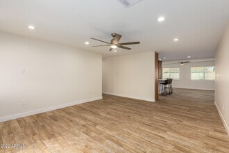 13838 N 37th Way in Phoenix, AZ - Building Photo - Building Photo