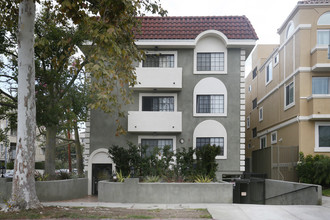 3600 Empire Apartments in Los Angeles, CA - Building Photo - Building Photo