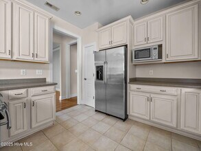 541 Park Meadows Dr in Newport, NC - Building Photo - Building Photo