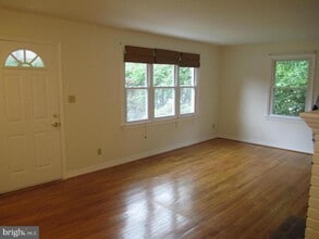 3220 Dashiell Rd in Falls Church, VA - Building Photo - Building Photo