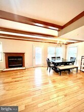 82 Bunker Hill Ct in Wayne, PA - Building Photo - Building Photo