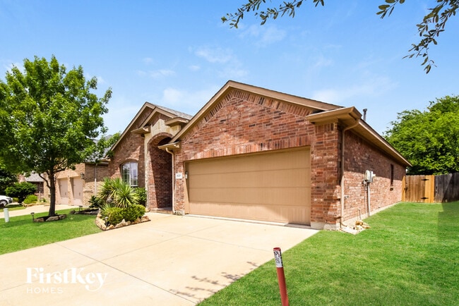 621 Bareback Ln in Fort Worth, TX - Building Photo - Building Photo