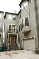 5525 Kiam St in Houston, TX - Building Photo
