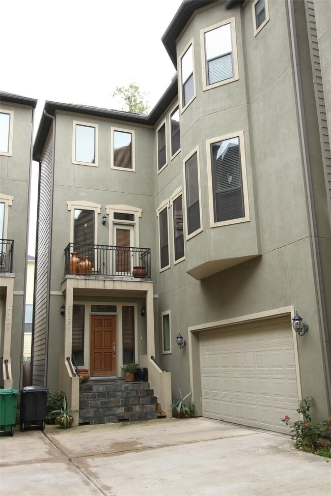 property at 5525 Kiam St