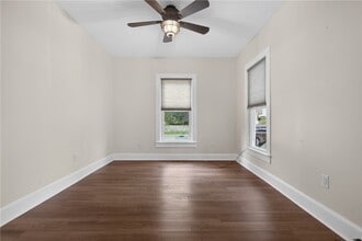 36 Cedar St in Oneonta, NY - Building Photo - Building Photo