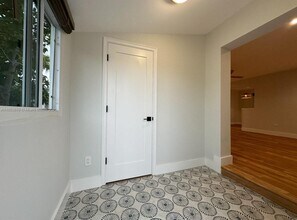 810 81st St in Miami Beach, FL - Building Photo - Building Photo