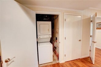 800 Edgewater Dr, Unit apartment in Belmont, NC - Building Photo - Building Photo