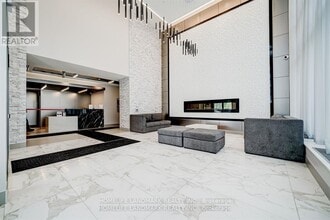 36 Forest Manor Rd in Toronto, ON - Building Photo - Building Photo