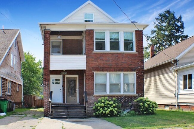 243 E 30th St, Unit 243