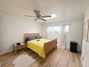 3512 Pacific Ave in Marina Del Rey, CA - Foto de edificio - Building Photo