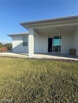 101 Pennfield St in Lehigh Acres, FL - Building Photo