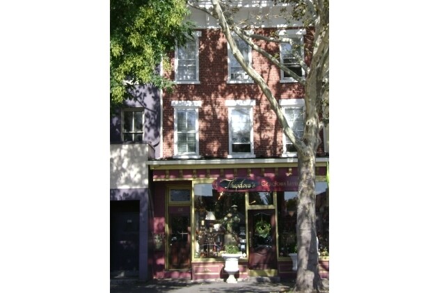 120 Main St in Nyack, NY - Building Photo