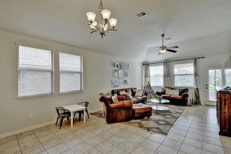 2208 Granite Hill Dr in Leander, TX - Building Photo - Building Photo