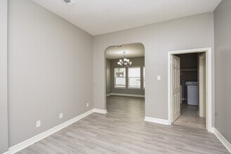 4706 Torrington Ct in Sugar Land, TX - Building Photo - Building Photo