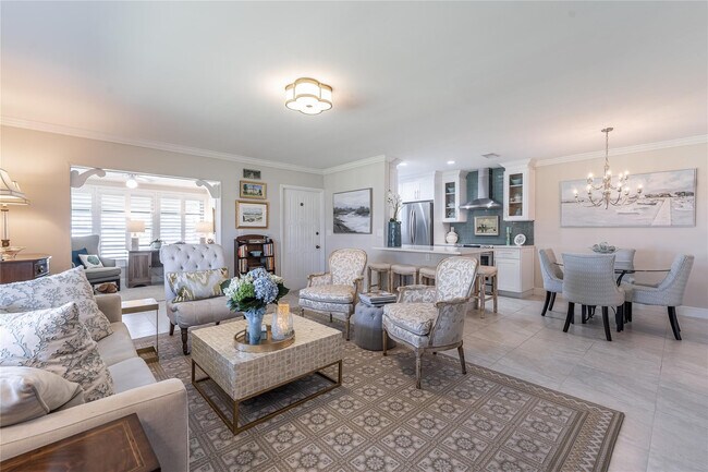 property at 1130 Cir Terrace W