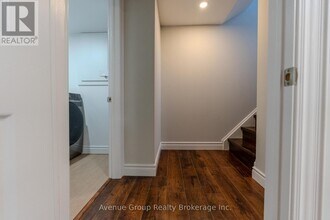 306 Wenlock Ave in Richmond Hill, ON - Building Photo - Building Photo