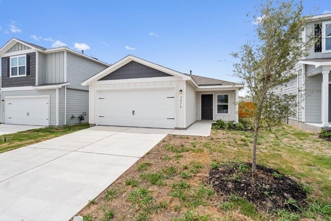property at 3878 Trail de Paris