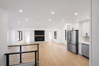 3101 Shadyside Dr in Stoughton, WI - Foto de edificio - Building Photo