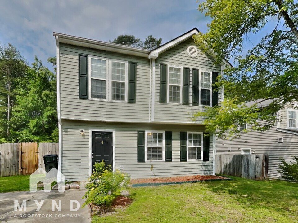 217 Gladstone Dr in Durham, NC - Building Photo