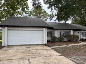 504 Eagle Cir in Casselberry, FL - Building Photo