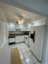 485 Flanders K in Delray Beach, FL - Building Photo - Building Photo